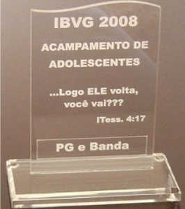 Acrílico - Troféu Acrílico Cristal Retangular com Gravação a Laser